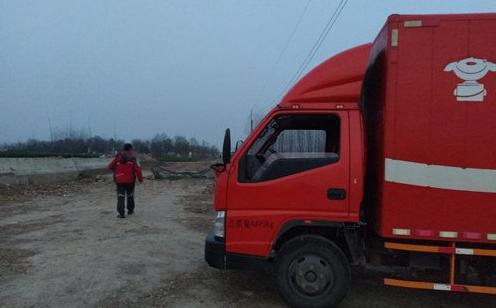 刘强东破格提拔：可歌可泣的快递突击队，是时代奖励摆渡人的缩影