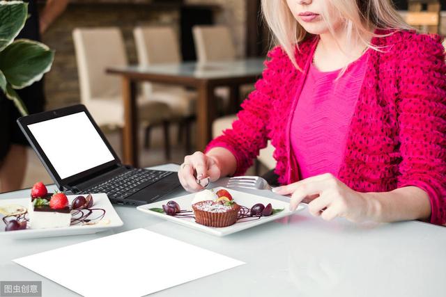 小伙自学做电商6年，买房又买车，3分钟总结看你适不适合开网店