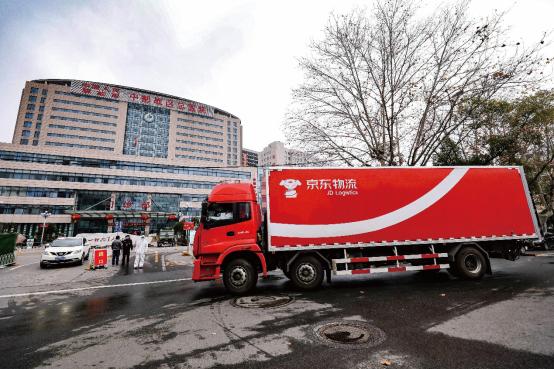 疫情之下见真章！马云认为注定失败，三个月却让刘强东净赚35亿！