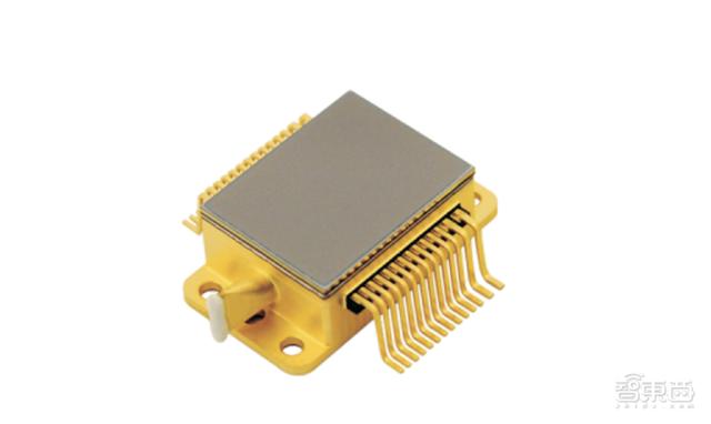 疫情背后的科技暗战！十年突破美国技术封锁，国产红外芯片翻身仗