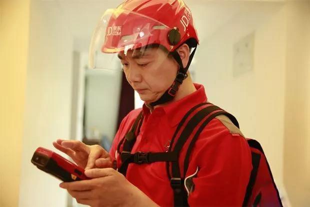 互联网大佬创业辛酸路：所谓的成功秘诀，不过是像傻子一样努力