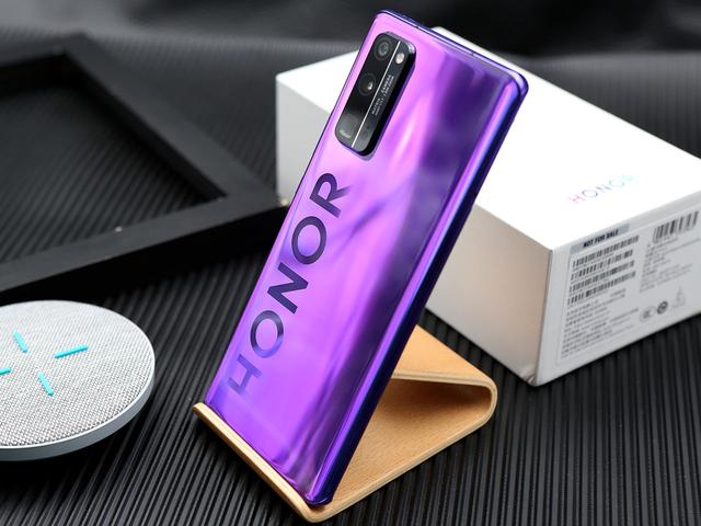 室内室外全都碾压 荣耀30 Pro/小米10 Pro通信实战对比