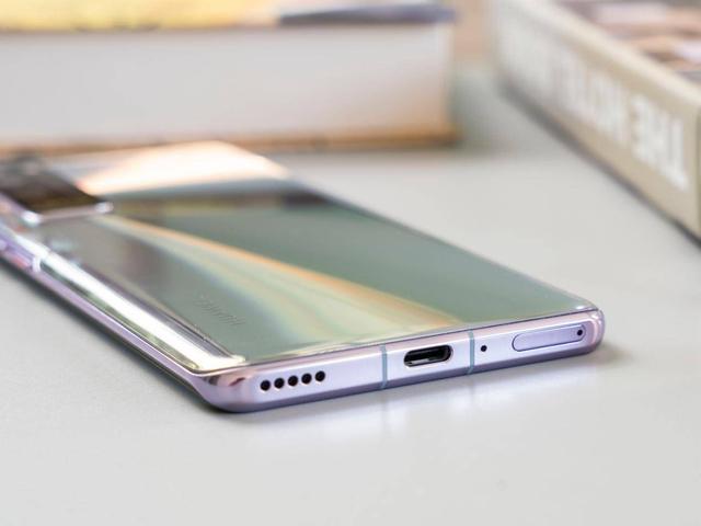 华为nova7 Pro精美图赏 优雅低调的时尚单品