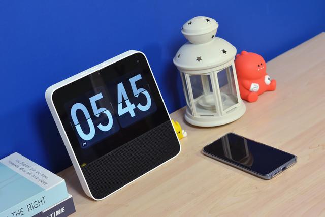 红米8寸平板音箱体验，自带蓝牙网关，比ipad便宜一位数