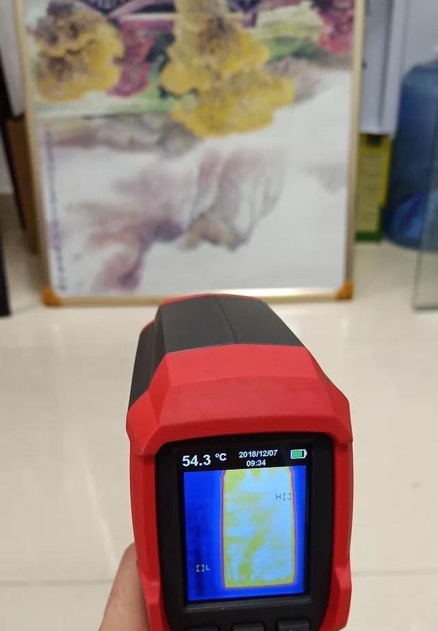 太好了！取暖新科技70年不用交暖气费，网友：今年家里真省了！