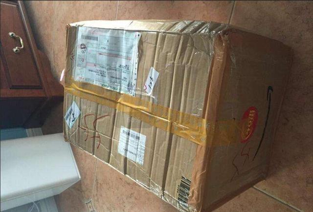 为什么拼多多、淘宝上几块钱的东西也包邮？卖家难道不用挣钱吗