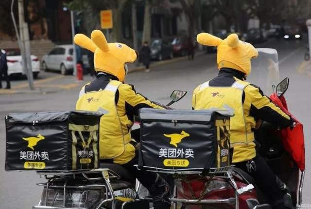 骑手骂赚得越来越少，商家骂佣金越来越高，美团一片骂声中盈利了