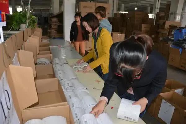 淘宝卖家设置邮费999元防误拍，假如有人下单，直接发货会怎样？