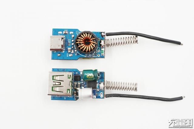 这颗芯片有点厉害了：不仅有VOOC认证，还内置MOS