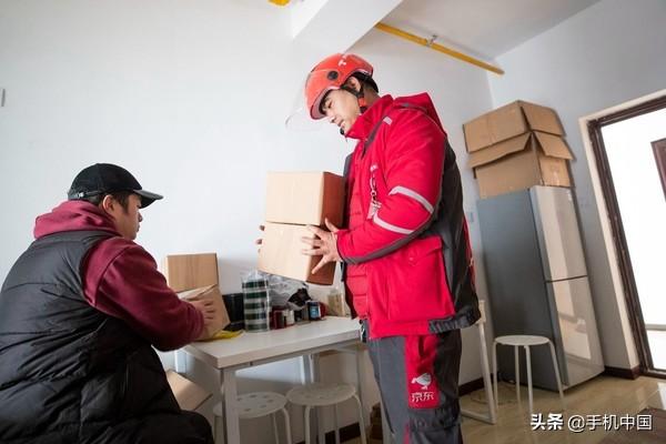 邮政局：3月快递日均业务量2亿件 Q1业务量125.3亿件