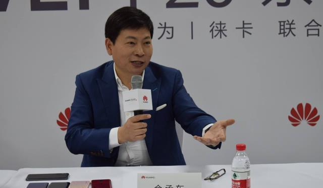 华为亏本千万，国产手机方向错了？