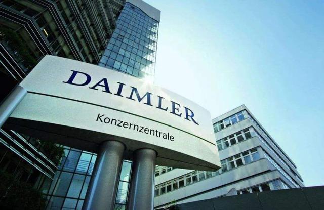 谷歌冻结招聘丨搜狗股权曝光