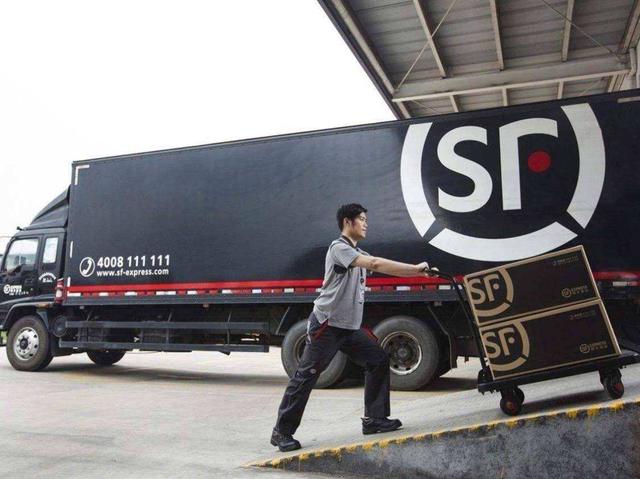 谷歌冻结招聘丨搜狗股权曝光