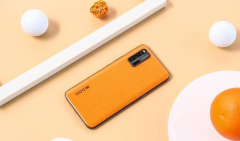 全场景四摄加持下的性能旗舰iQOO 3，呈现绝美旅途风光