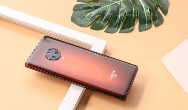 点击进入看图评论