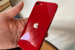 新款iPhoneSE卖4599元，果粉：同价格，为何不买iPhoneXR？