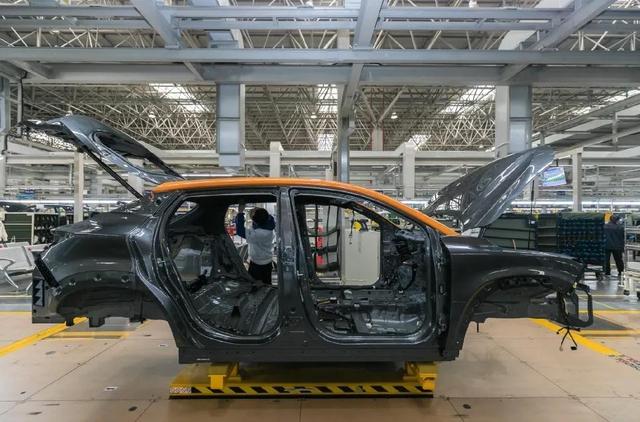 不输特斯拉，站在UNI-T背后的长安「超级工厂」