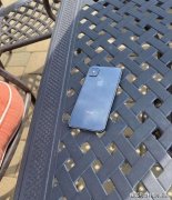 iPhone 12 Pro真机谍照曝光, 后置五筒镜头设计, 取消刘海设计