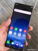 说到好玩、黑科技多一点的手机, 你会想到哪个品牌?