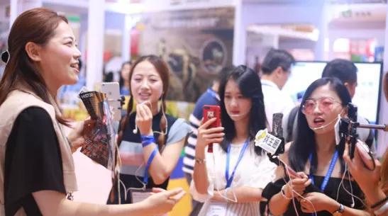 直播跌入“谷贱伤农陷阱”：百度直播靠“信息效率法则”破解