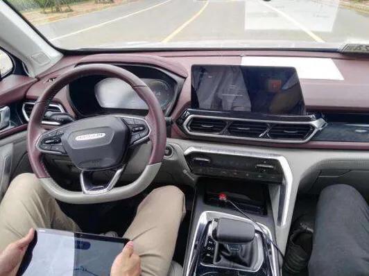 5G将加剧穷人失业率，工厂里都是机器人，穷人被富人和科技格掉！