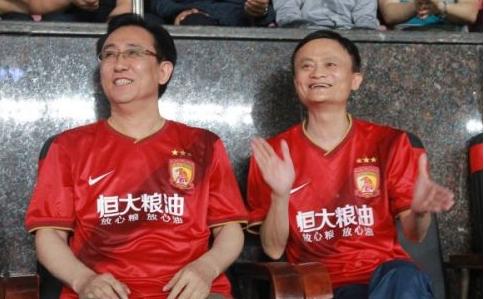 阿里巴巴怒惩高官惹争议，恶劣影响为何不学恒大开除于汉超