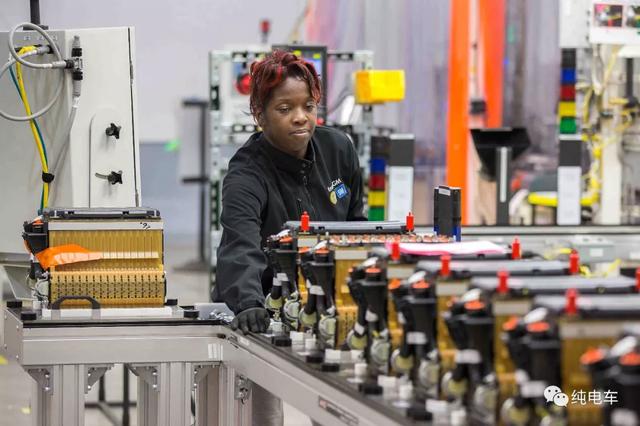 纯电车电池寿命真能超过100万公里吗？关键在这里！