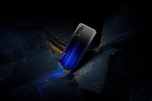 骁龙865只卖2698？iQOO Neo3狠狠将了红米一军