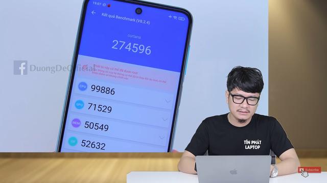 印度小哥曝光红米Note 9 Pro真机，居中挖孔设计成最大败笔