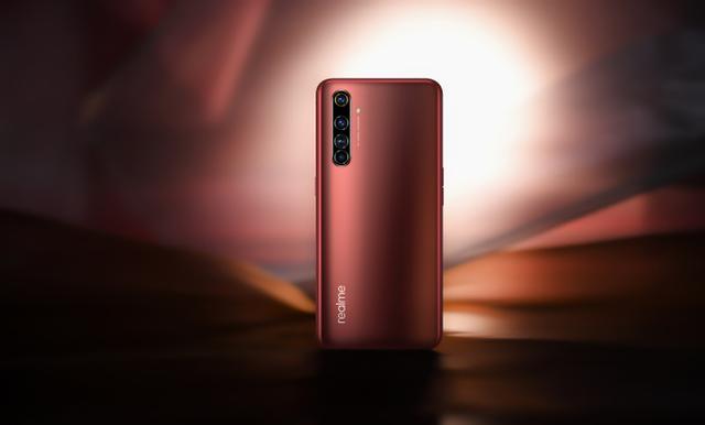 真我 X50 Pro发布，红米、荣耀已被截击，何以见得？