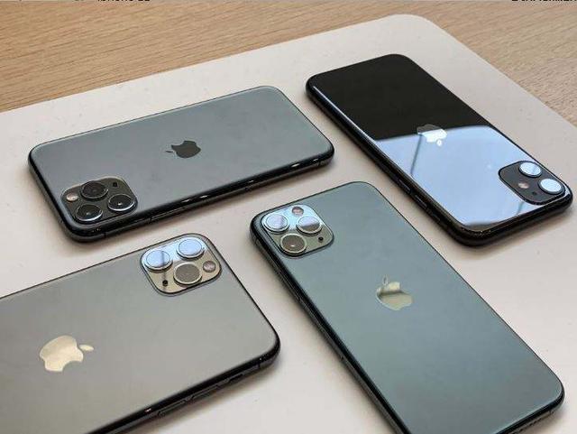 iPhone 11一夜沦为“跳水价”，小米10 Pro瞬间不香了