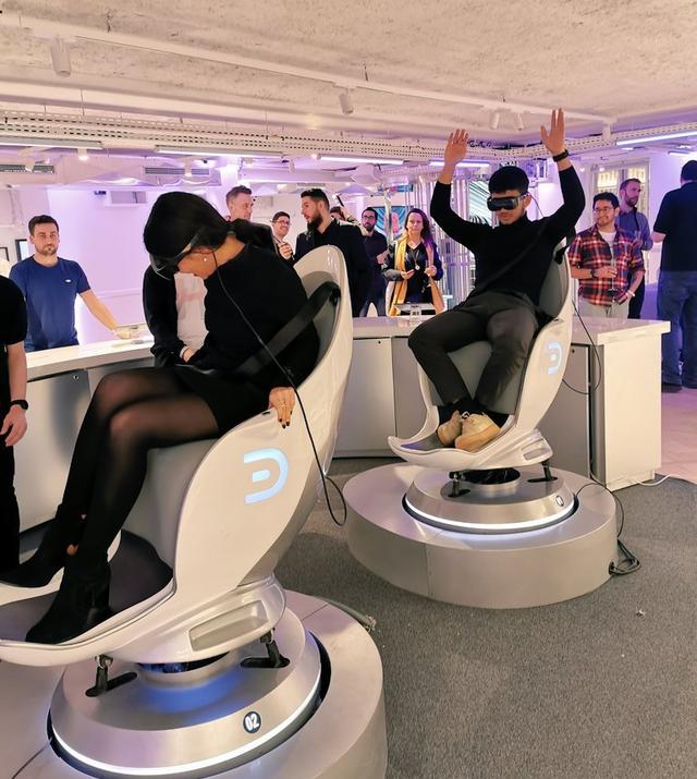 华为法国首家旗舰店正式开业，浓浓科技风，服务设施全面