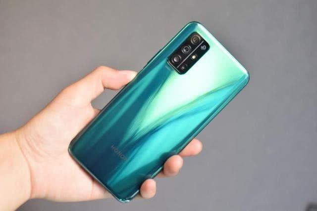 预算不多想买5G？这款手机最值得入手，性能颜值碾压友商！