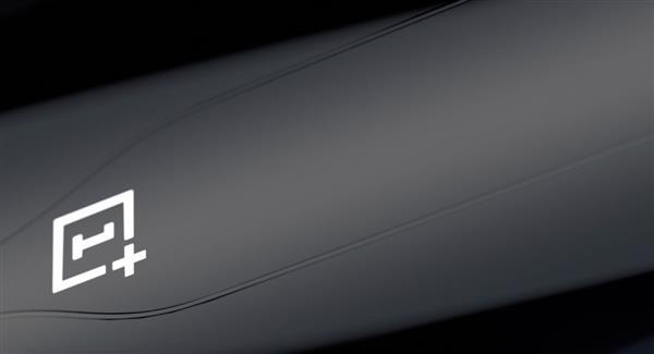 一加概念手机曝光，“潜隐式后摄”技术加持，蝙蝠侠要来了？