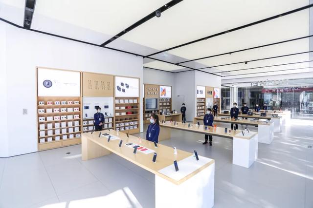 华为朱平：像做产品一样打造体验店，超级终端是生态集成