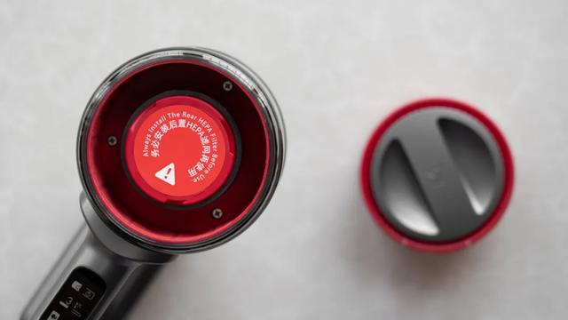 全面吊打戴森！石头手持吸尘器H6评测：大吸力、长续航、易收纳