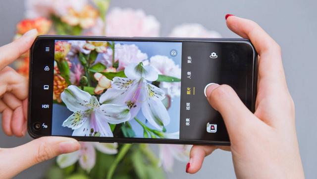 高颜值、长续航一个不少！1599元的A52简直不敢相信