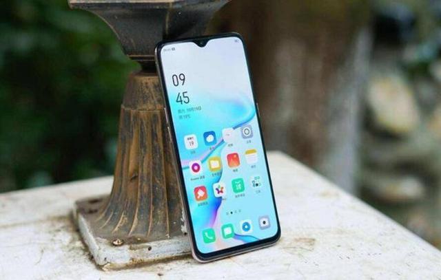 五一买手机，不用挑花眼！这三款千元机高配低价很良心