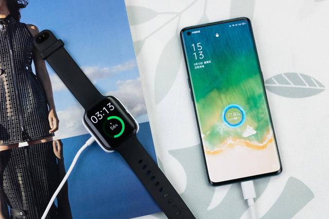 没有曲面屏算不上旗舰手机？OPPO却把它带到智能手表上