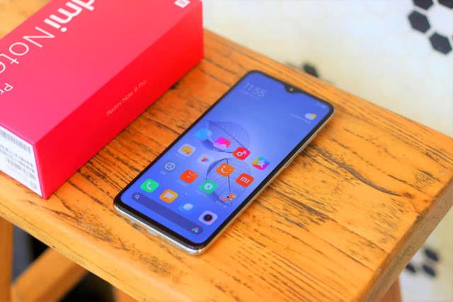 再用3年也不过时！6400万四摄+液冷散热，最香千元机终于清仓！