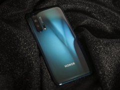 麒麟980降至清仓价？42万跑分+256G+NFC，4G旗舰还是很香！