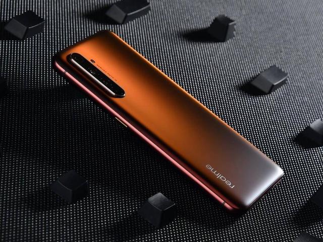 香不香得看用户评论！realme真我X50 Pro这几点体验口碑“炸”了