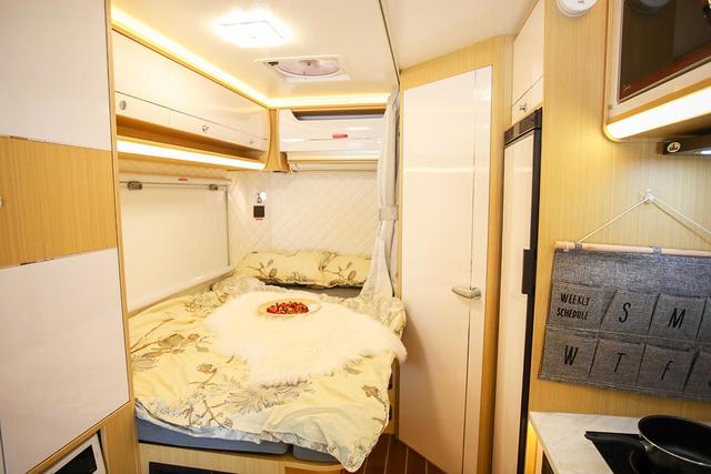 73.8万起售，续航780公里，空间大配置高，法美瑞新能源房车发布