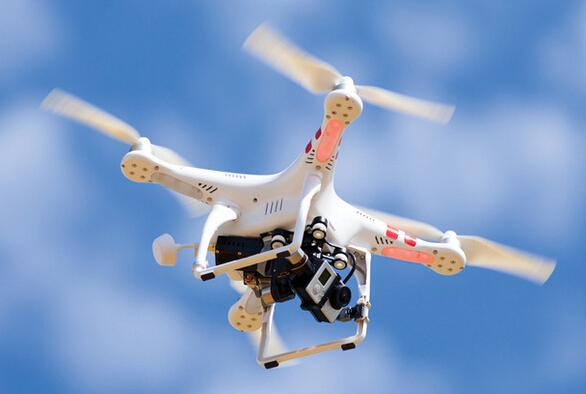 法国网友：中国已经开始尝试无人机送快递，我们的却还没发货