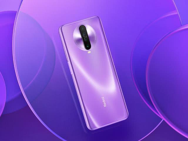 都是2399元应该怎么选？红米荣耀让人苦恼，看完这三点你应该明了