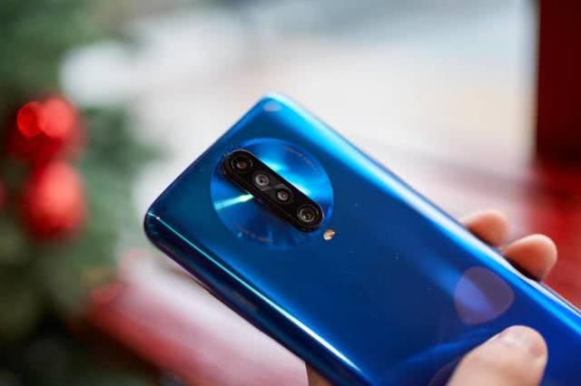 两千元就能买5G手机？配置还很不错，120Hz+6400万四摄：真香！