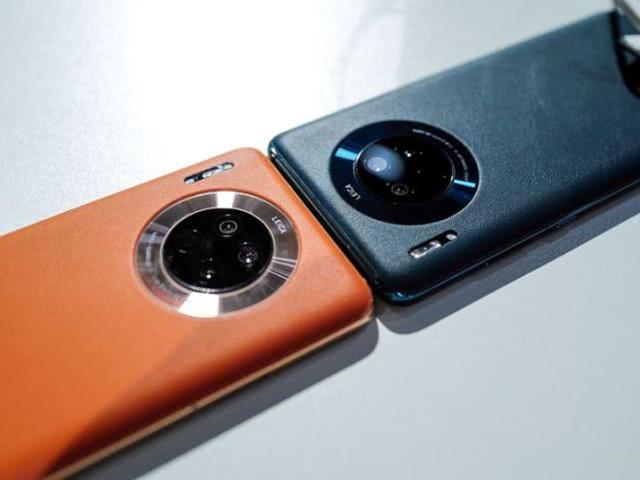 华为加速清仓，麒麟990+40W+无线充电，5G旗舰跌至4499元！