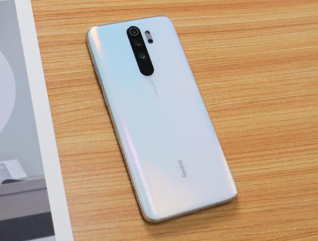 学生党买手机别乱选，懂行的人都考虑这3款，目前性价比最高！