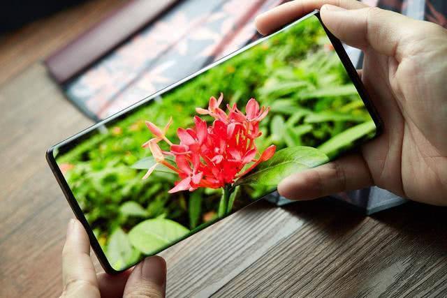 vivo更良心！骁龙865+瀑布屏+双模5G，比小米10Pro还便宜