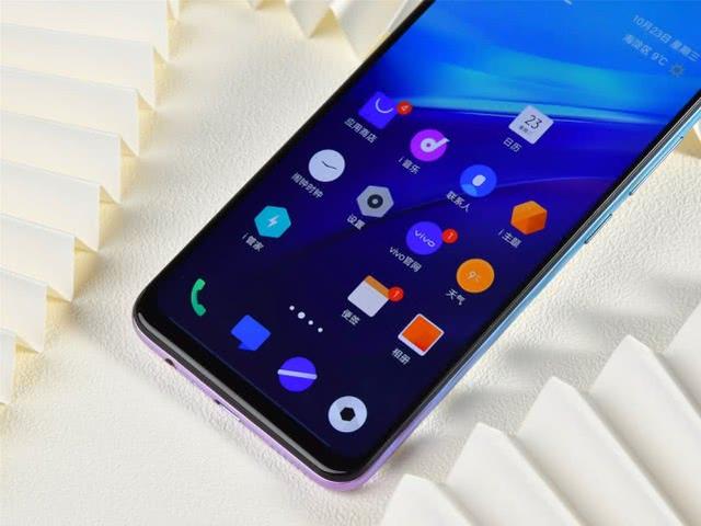 旗舰配置+千元价格？骁龙855+33W闪充，vivo良心十足！